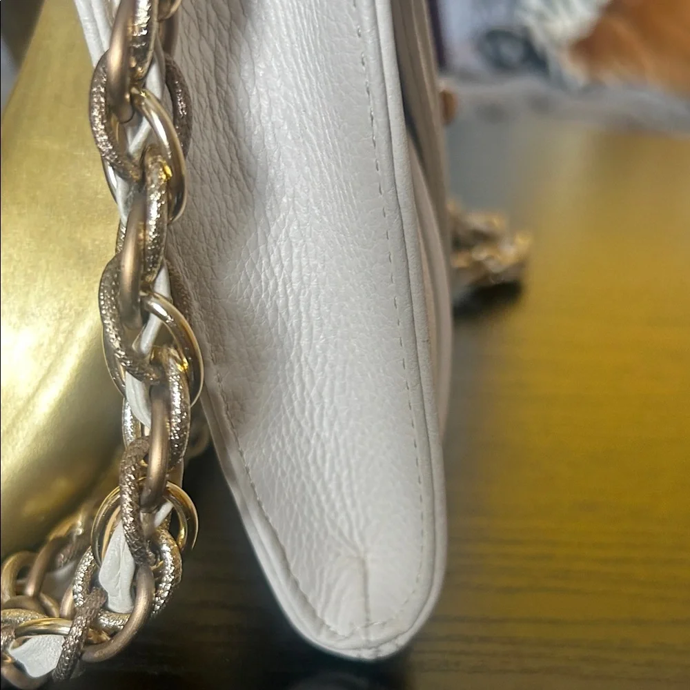 Elliott Lucca Cream Leather Clutch with Gold Chain - Picture 13 of 16